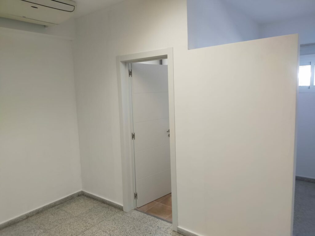 New toilet in SEI premises, for AENA at the Gran Canaria airport